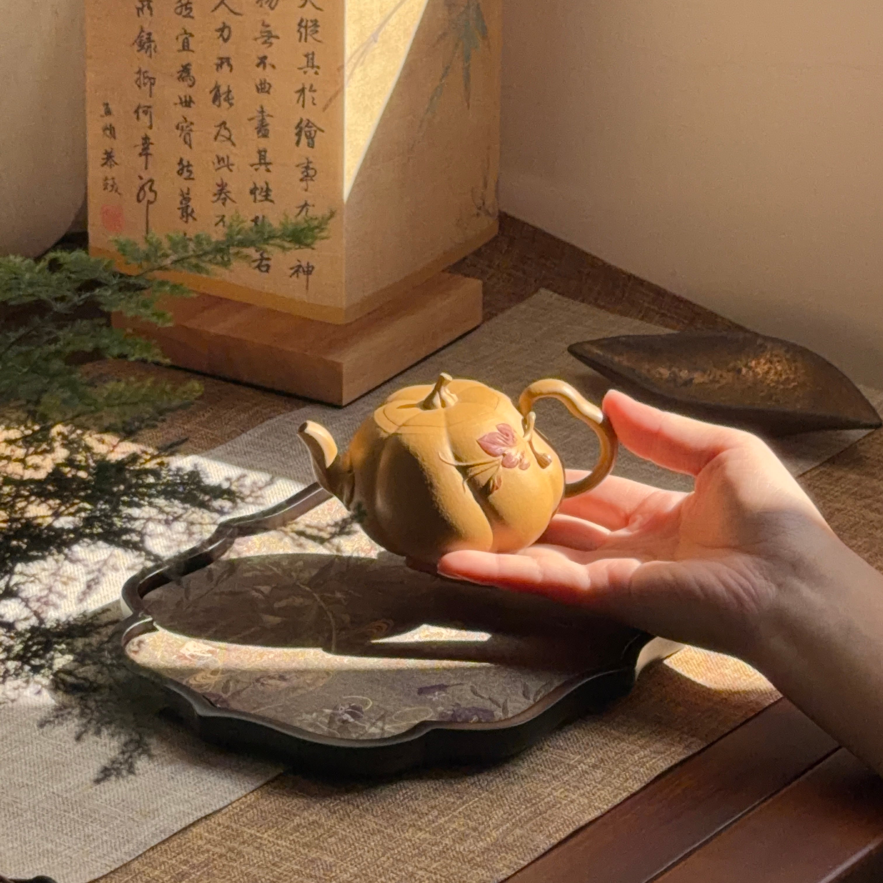 Puretage | Authentic Handcrafted Yixing Zisha Teapots