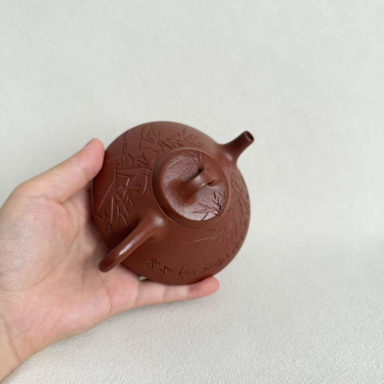 Original Ore Zhuni He Piao Yixing Teapot – Handmade Hand-Carved, 130ml