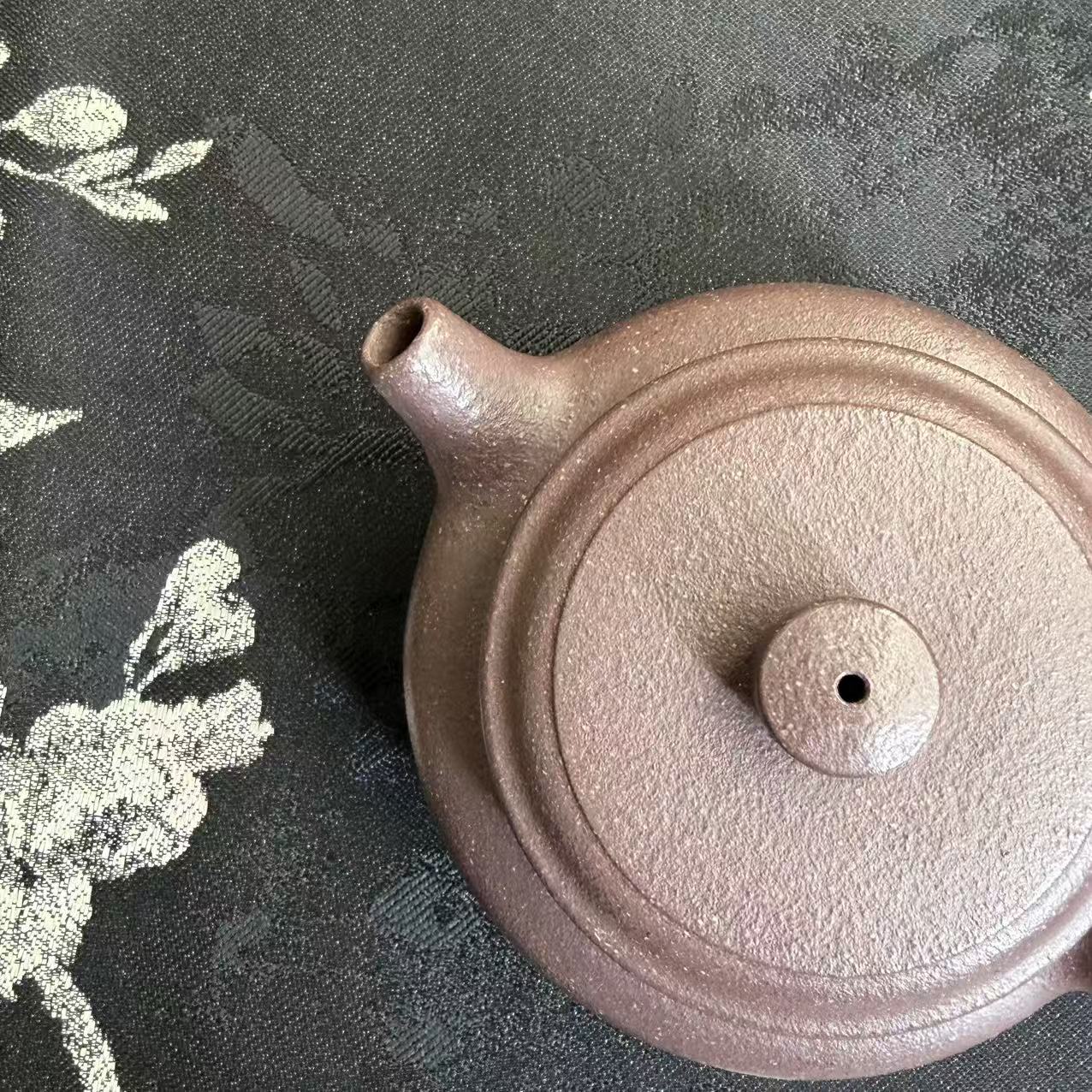 DeZhong Teapot by Master Xia Chuanyue - Fully Handmade｜TianQingNi Clay 180ml