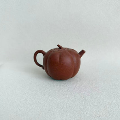 Bell Pepper Teapot by Master Dong Yaqin - Handmade｜Jiangpo Clay 150ml