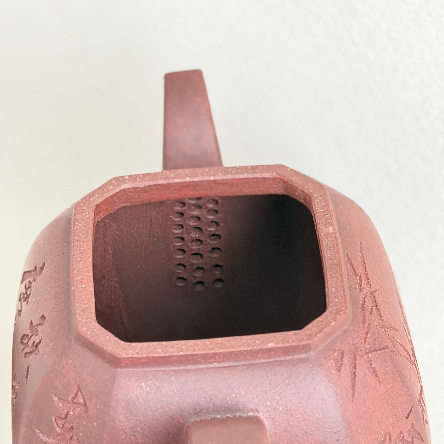"Fu Lin Ba Fang" Zisha Teapot- Handmade by Master Ya-qin Dong | Di Cao Qing Clay (400ml)