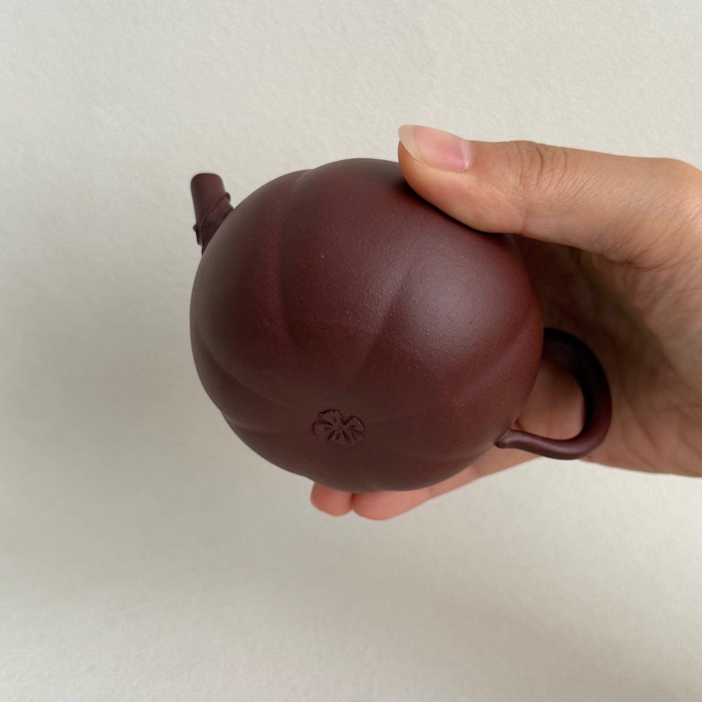 Mangosteen Teapot by Master Dong Yaqin - Handmade｜Original Ore Zini 170ml