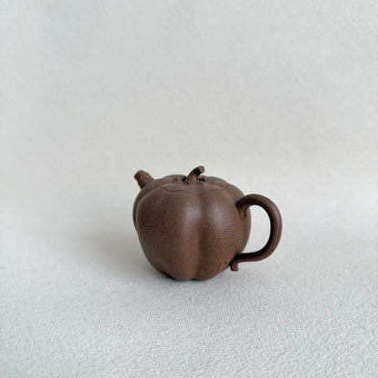 Bell Pepper Teapot by Master Dong Yaqin - Handmade｜Qingduan Clay 110ml