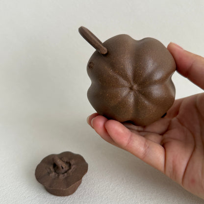 Bell Pepper Teapot by Master Dong Yaqin - Handmade｜Qingduan Clay 110ml