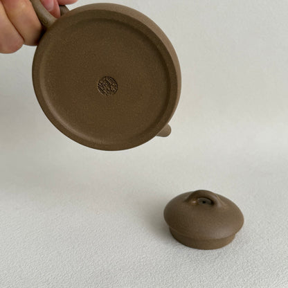 Ban Piao Teapot by Master Dong Yaqin - Handmade｜Qing Hui Ni Clay 160ml