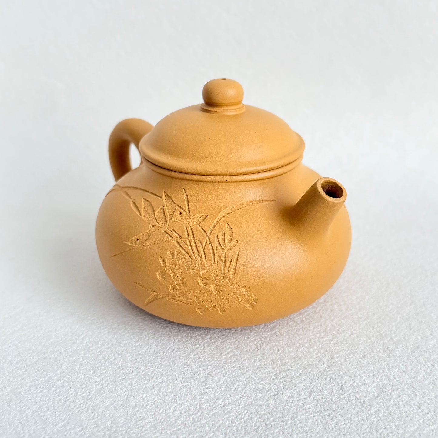 Rong Tian Teapot by Master Dong Yaqin - Fully Handmade｜Gold Duan Ni 250ml