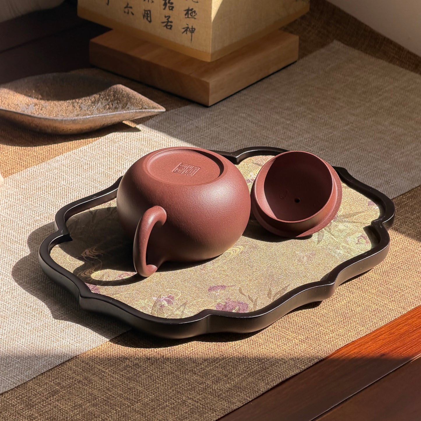 Xi Shi Yixing Zisha Teapot · Zi Ni | 200ml