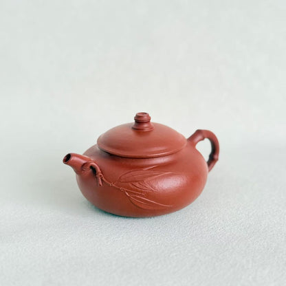 "Bamboo Charm" Zisha Teapot- Handmade by Master Ya-qin Dong | ZhuNi Clay (120ml)
